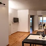 Appartement Banjol 2008a Rab Town